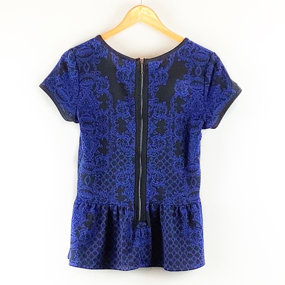 Romeo + Juliet Couture Cobalt Peplum Pattern Top Size Medium - Picture 7 of 7